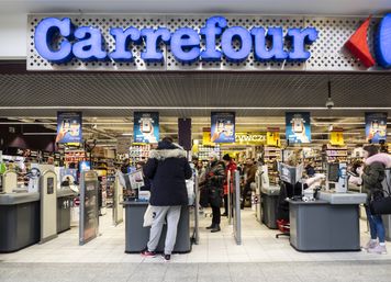 Listeria w żywności. Carrefour pilnie wycofuje produkt