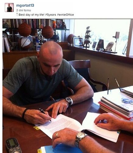 Gortat parafuje nową umowę z Wizards