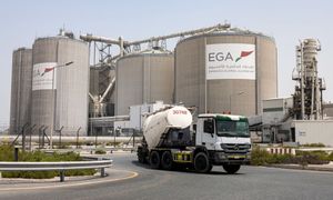 Aluminium pod presją konfliktu. Gigant ogłasza siłę wyższą