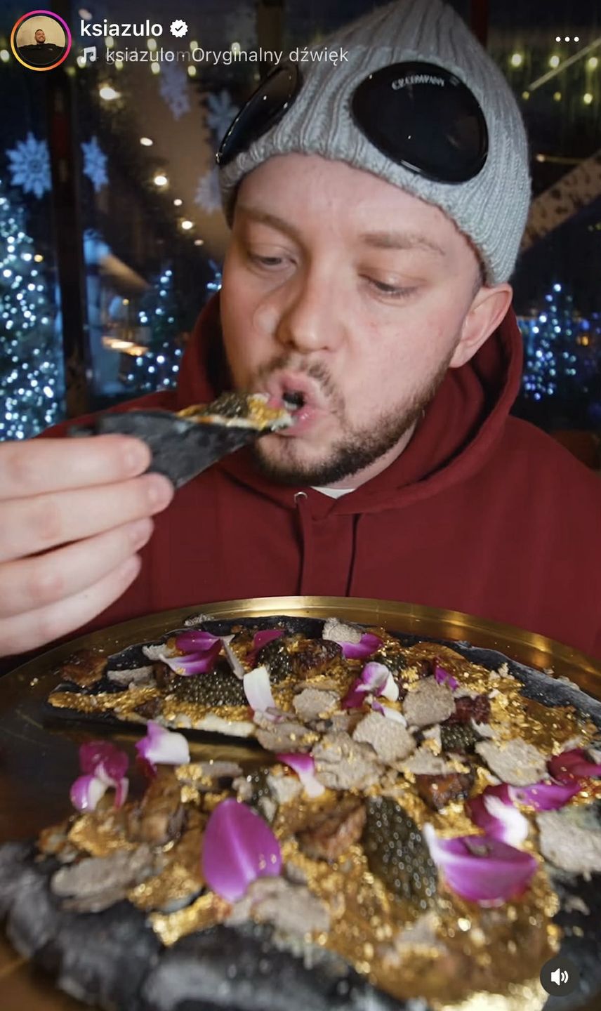 Książulo zjadł pizzę za ponad 7 tys. zł