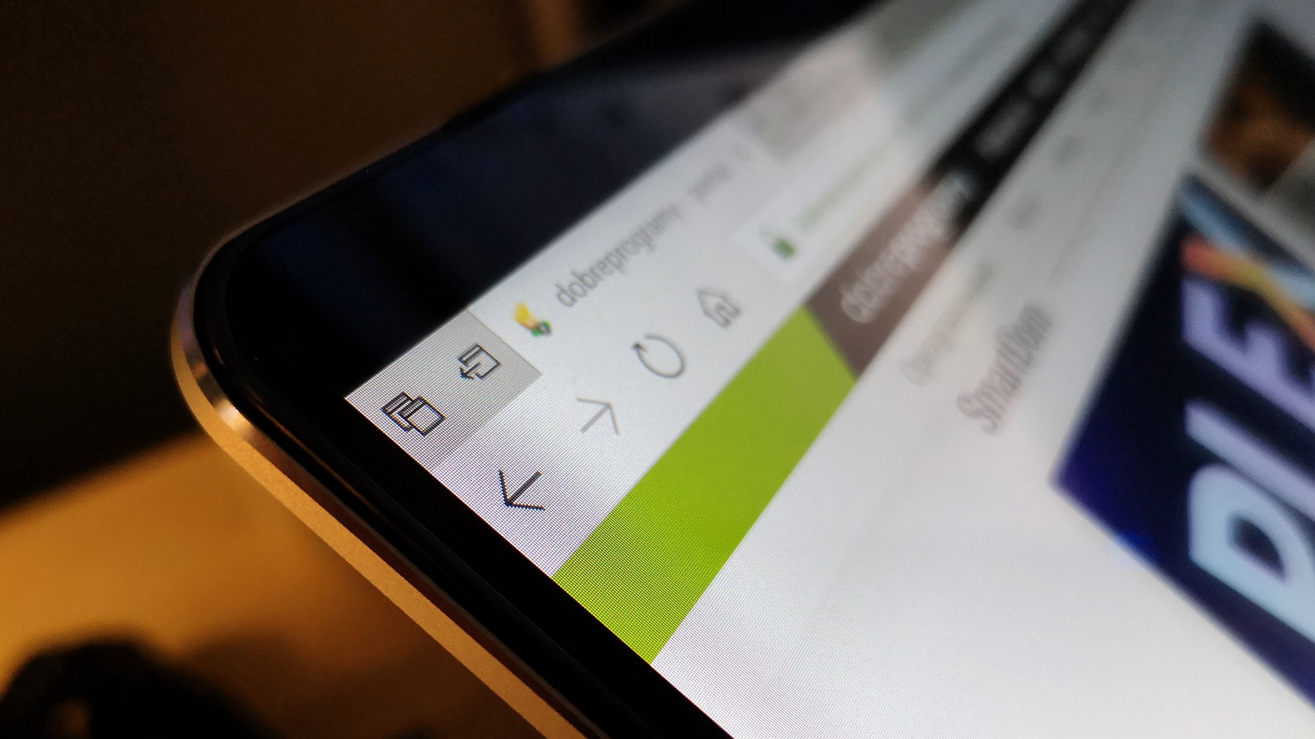 Kiano Elegance 14.2 Pro – test lekkiego laptopa z zestawem programów dla firm 4