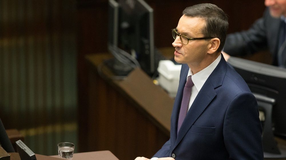 Ten dzień wolności podatkowej jasno i dobitnie pokazuje, że my obniżamy podatki - mówił w środę premier