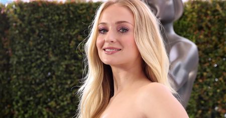 Sophie Turner zrobiła sobie krzywdę ekstremalną dietą. Nie miała okresu przez rok