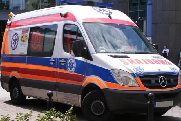 Piekary Śląskie: 2-letni chłopiec wypadł z okna. Dziecko przewieziono do szpitala