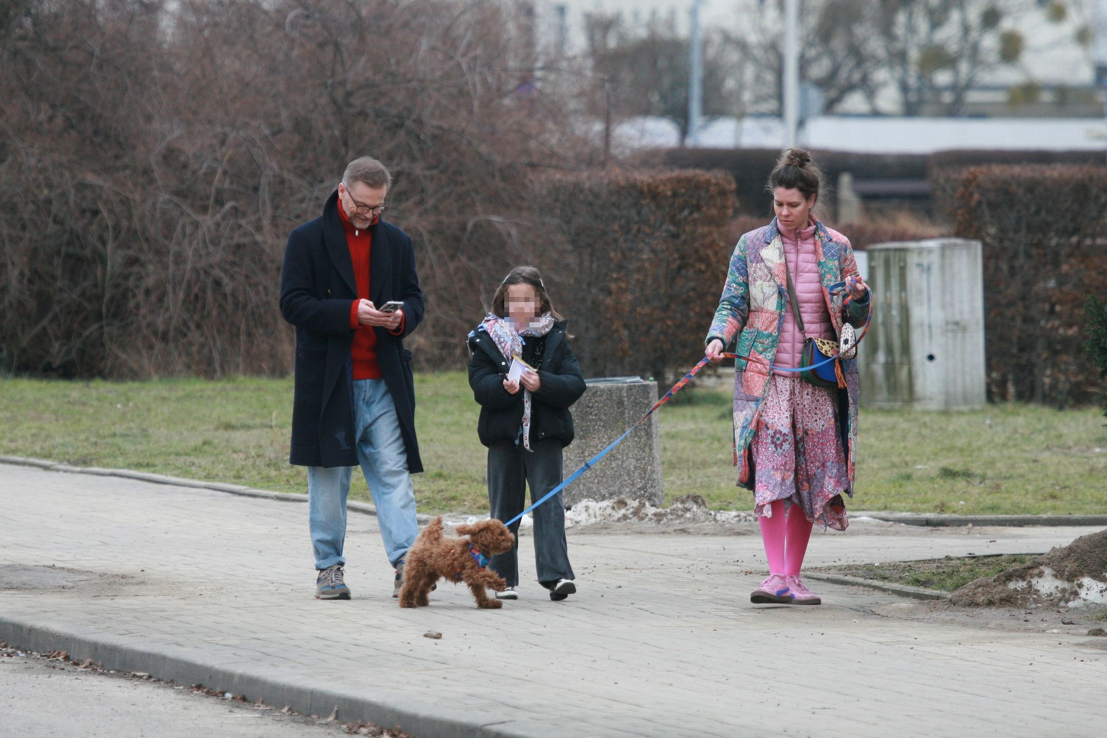 Krystian Wieczorek podczas rodzinnego wypadu na miasto