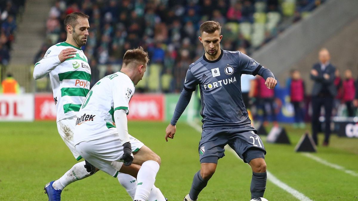 W najbliższych dwóch sezonach mecze Ekstraklasy kibice obejrzą na platformie nc+ oraz w Telewizji Polskiej