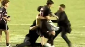 Messi powalony na ziemię. Dramatyczne sceny. Jest nagranie