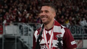 Transfery. Lukas Podolski podsycił plotki o pozostaniu w Azji. Piłkarz zawitał do Malezji