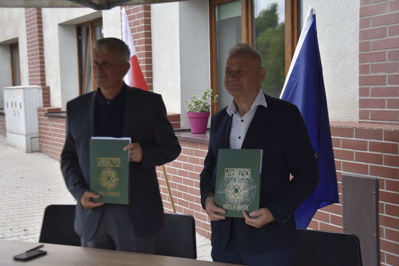 Wałbrzych. Podpisano umowę na budowę zajezdni autobusowej przy ul. Beethovena. Wykonawca ma czas do końca sierpnia przyszłego roku