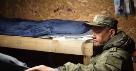 Szojgu poleciał na inspekcję. "Trzeba tu ogrzać"