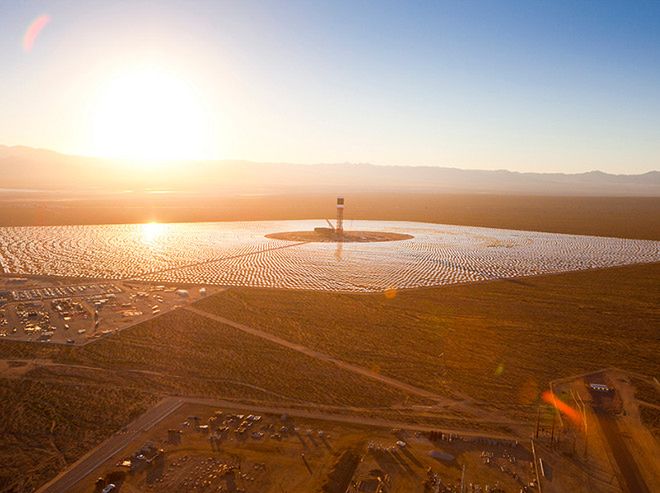 Uruchomiono największą na świecie elektrownię słoneczną
