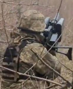 "Zabójca Orków" w akcji. Żołnierz pokazał, jak działa broń z Litwy