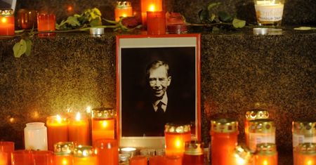 Czechy: Pierwsza rocznica śmierci prezydenta Vaclava Havla