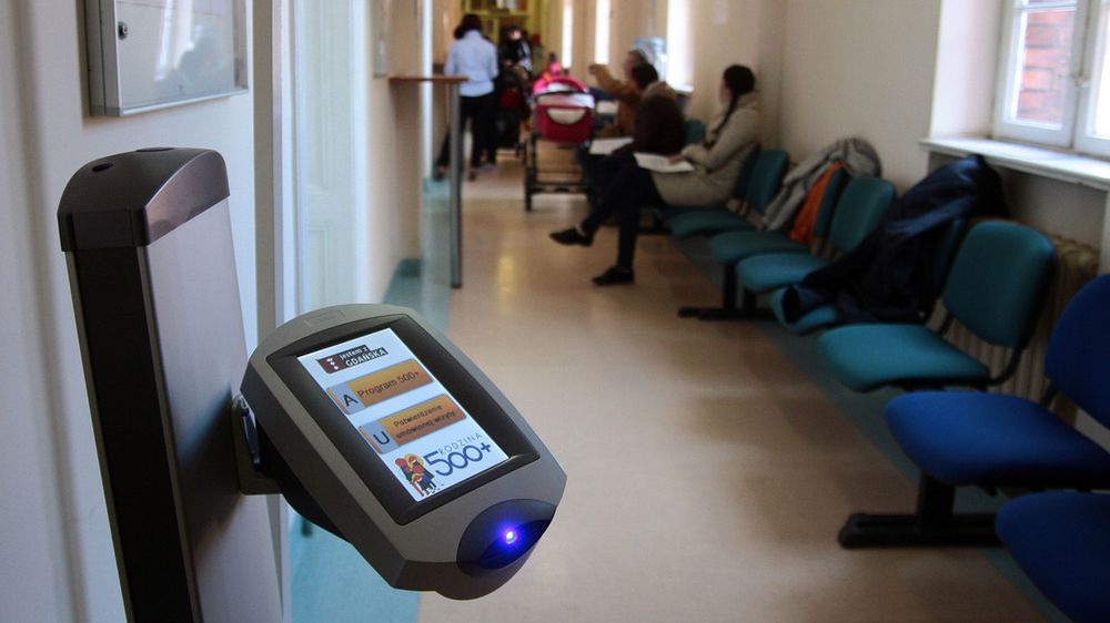 Nowe przepisy weszły w życie 1 stycznia 2018 r. i wywołały poważne zatory w pośredniakach