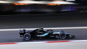 19-latek na czele testów F1. Pokaz siły Mercedesa