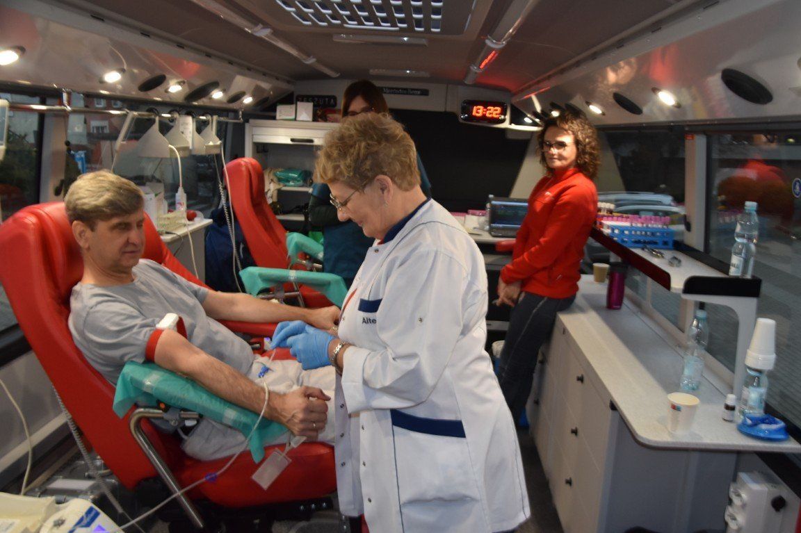 Kościerzyna: Uczniowie i nauczyciele z Ekonomika oddali ponad 10 litrów krwi