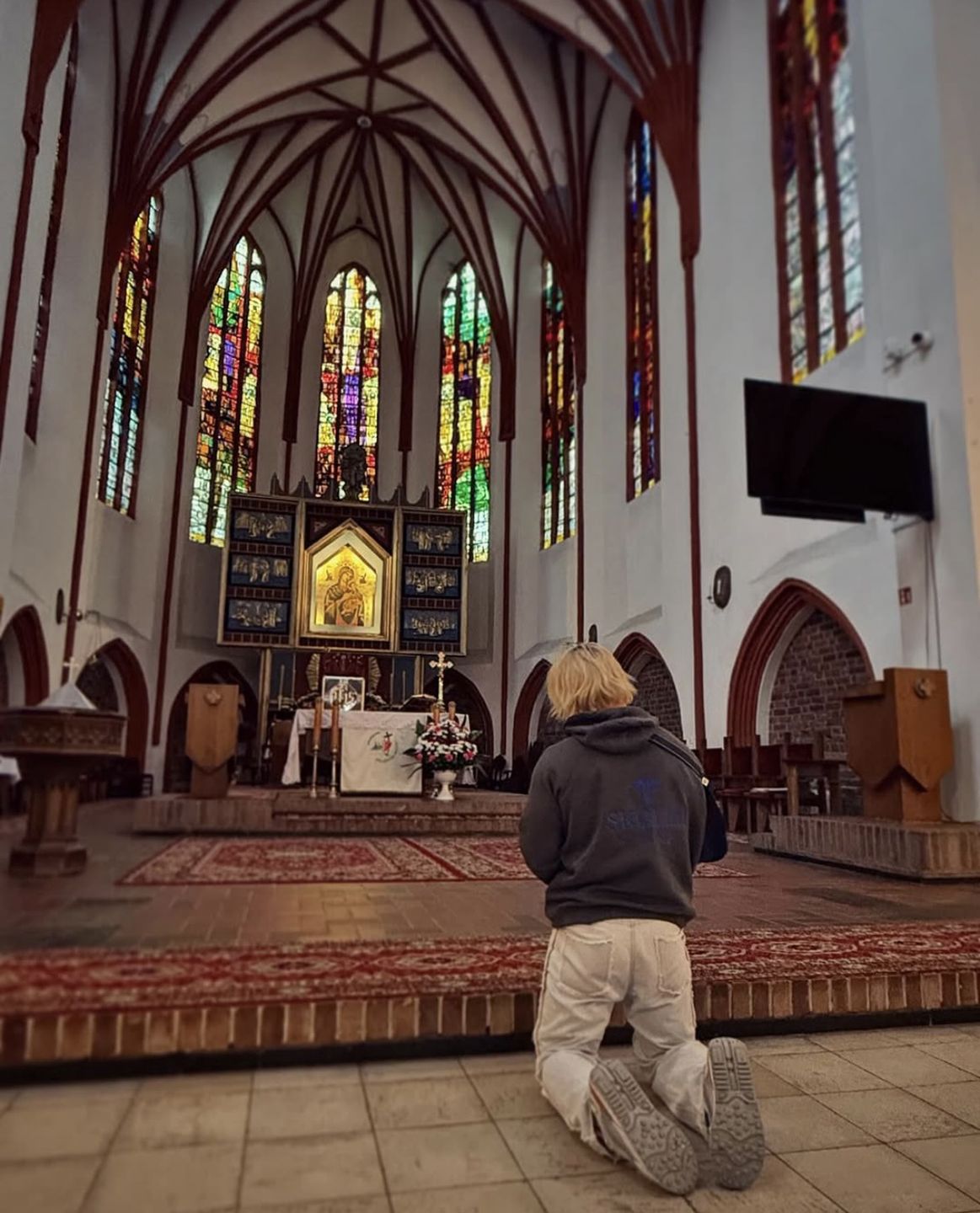 Skolim w kościele
