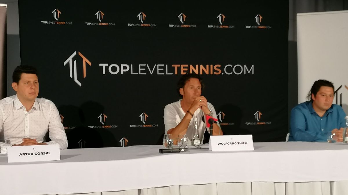 Materiały prasowe / Na zdjęciu w środku: Wolfgang Thiem