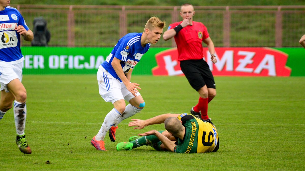 WP SportoweFakty / Roksana Bibiela /  Damian Gąska (w niebieskiej koszulce)