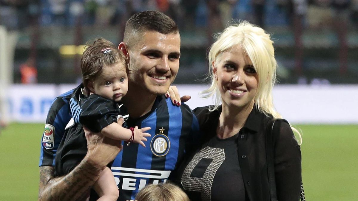 Zdjęcie okładkowe artykułu: PAP/EPA / EMILIO ANDREOLI / Na zdjęciu: Mauro Icardi i Wanda Nara wraz z rodziną