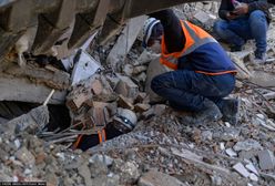 Turcja. W mieście Antakya znaleziono dwóch mężczyzn, którzy przetrwali pod gruzami 261 godzin