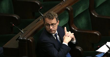Ogromna kasa z Sejmu dla Marcina Romanowskiego. Ryczałt na biuro i remont