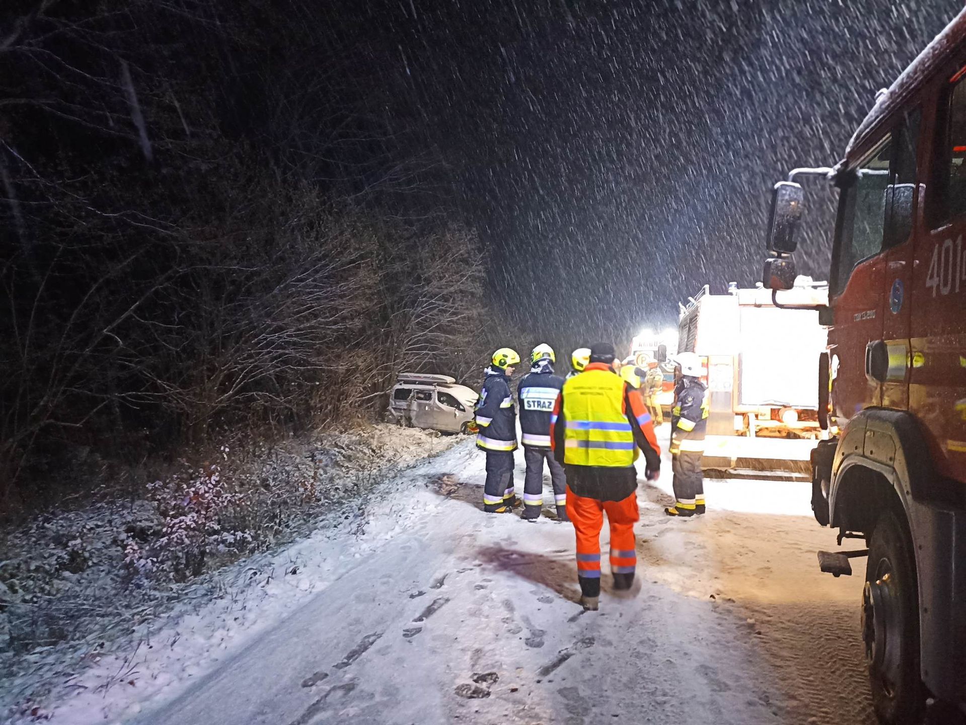 Bus wpadł w poślizg 
