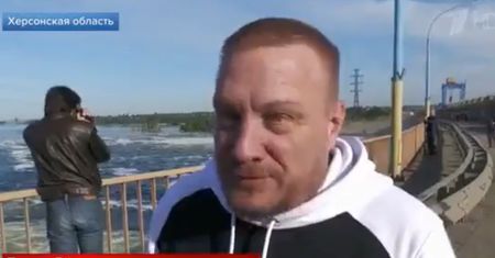 Propaganda nazwała go "zagranicznym dziennikarzem". Prawda okazała się inna