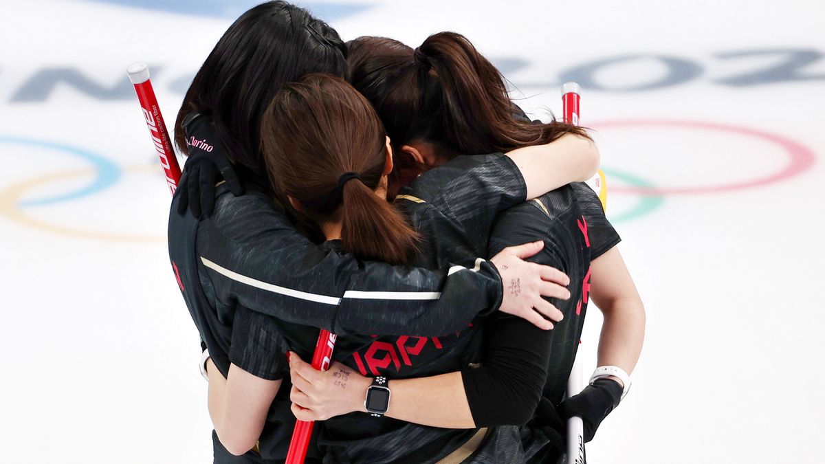 PAP/EPA / JEROME FAVRE  / Na zdjęciu: reprezentantki Japonii w curlingu