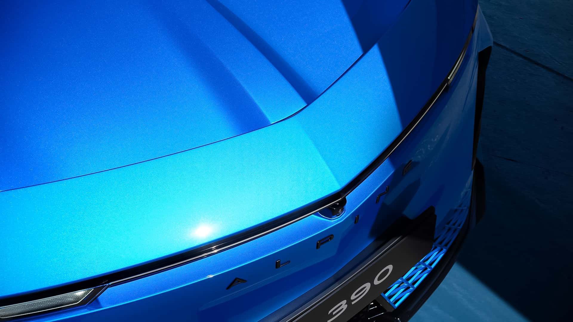 Alpine A390