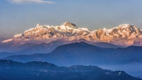 Helikopter dostarcza sprzęt na Annapurnie. Dwóch Polaków ma problemy