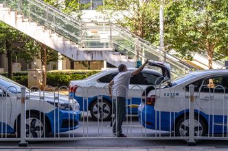 Baidu dorównuje Waymo w liczbie przejazdów robotaksówkami