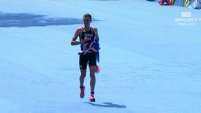 Triathlon: bratobójczy pojedynek. Triumfalny "spacerek" Brownlee
