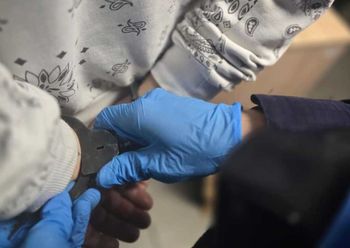 Jastrzębie-Zdrój: Znalazł klucz przed budynkiem i wszedł do środka. 25-latek usłyszał zarzuty kradzieży z włamaniem