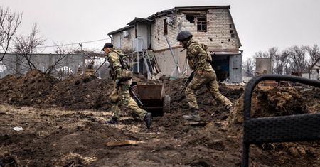 Wojna w Ukrainie. Świat wstrząśnięty masakrą w Buczy. Rosja rzuca oskarżeniami [RELACJA NA ŻYWO]