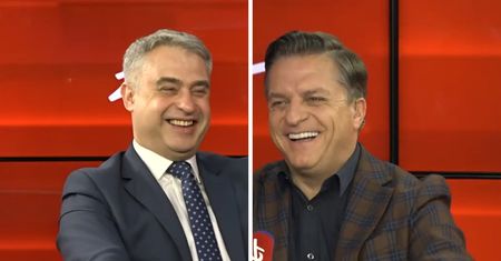 Wystarczyły dwa słowa, by nie mogli powstrzymać śmiechu. Jest nagranie