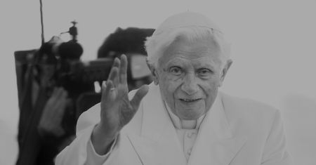 Nie żyje Benedykt XVI. Watykan wydał oficjalne oświadczenie