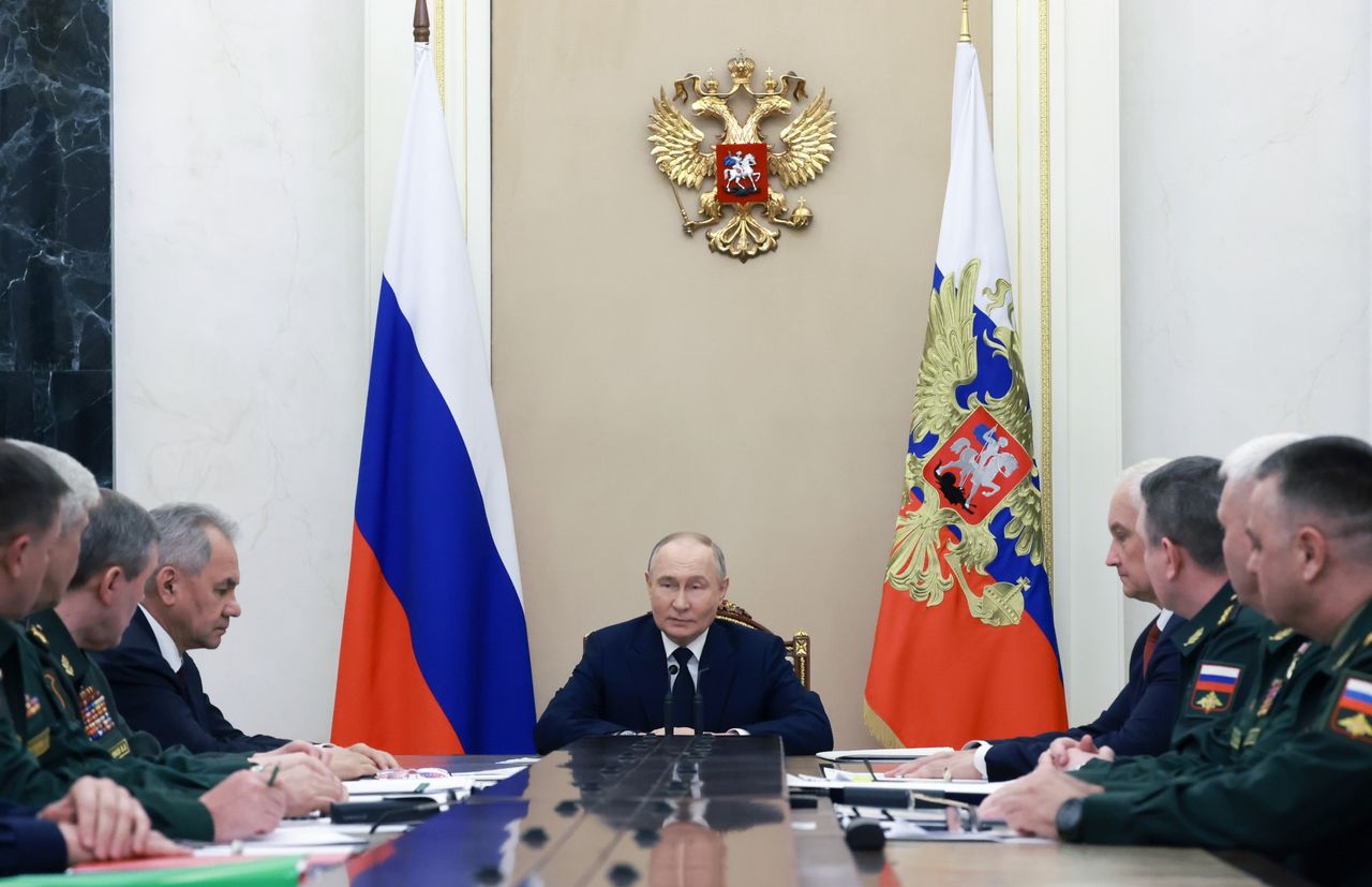 Putin commits to steep defense spend, eyeing gains in Ukraine and beyond