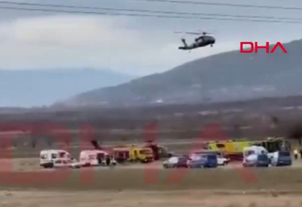 Turkish military mourns as helicopter collision claims five lives