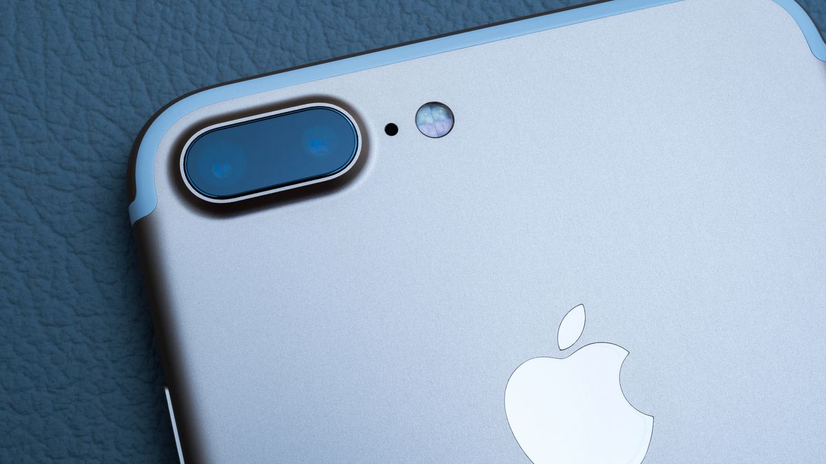 iPhone 7 Plus miał być inny. Dlaczego Apple w ostatniej chwili zmienił projekt? 1