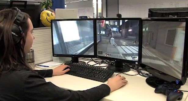 Deus Ex: Human Revolution na 3 monitorach [wideo]