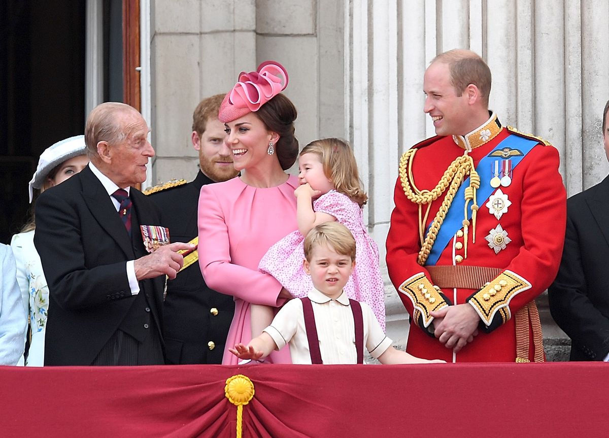 Kate i William oddają hołd księciu Filipowi. Wspierają wojskowych