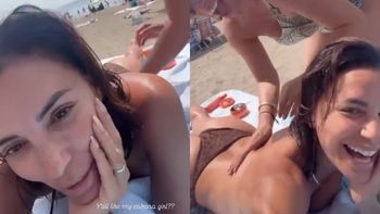 51-letnia Eva Longoria byczy się na plaży TOPLESS. Czas się dla niej zatrzymał? (FOTO)