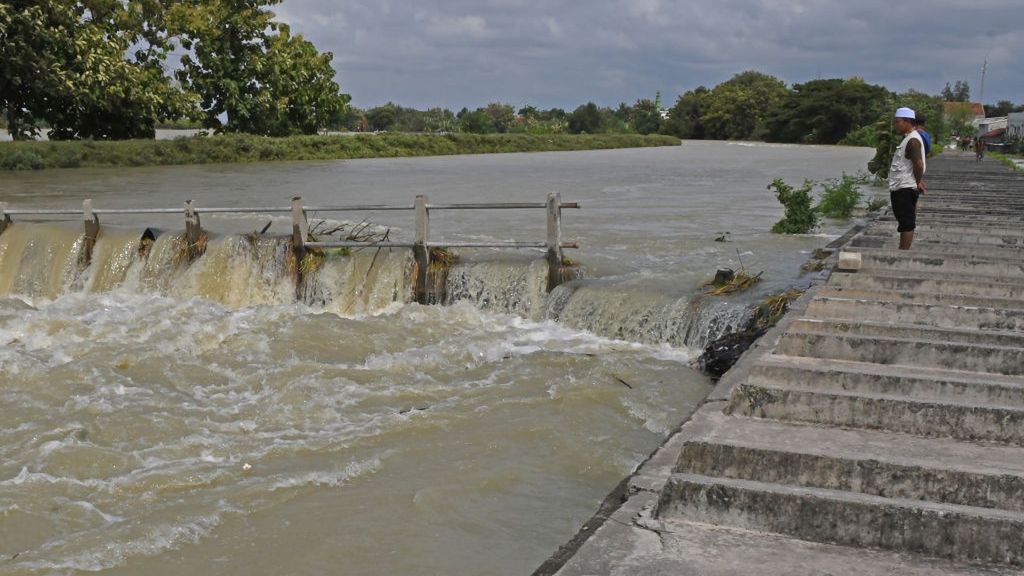 Pora deszczowa w Indonezji trwa do kwietnia - zdjęcie ilustracyj