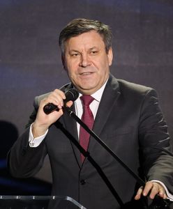 Walentynkowy żart Piechocińskiego. Popisał się na Twitterze