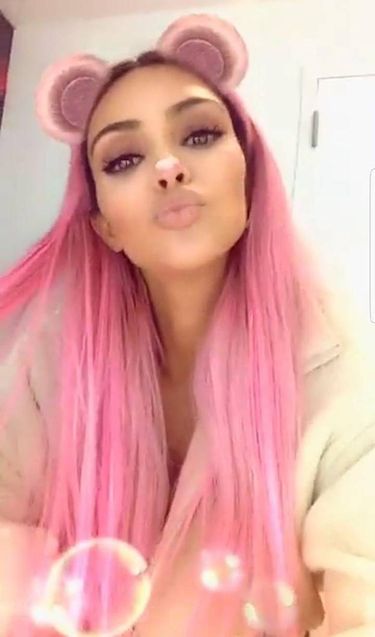 Kim Kardashian przefarbowała się na różowo