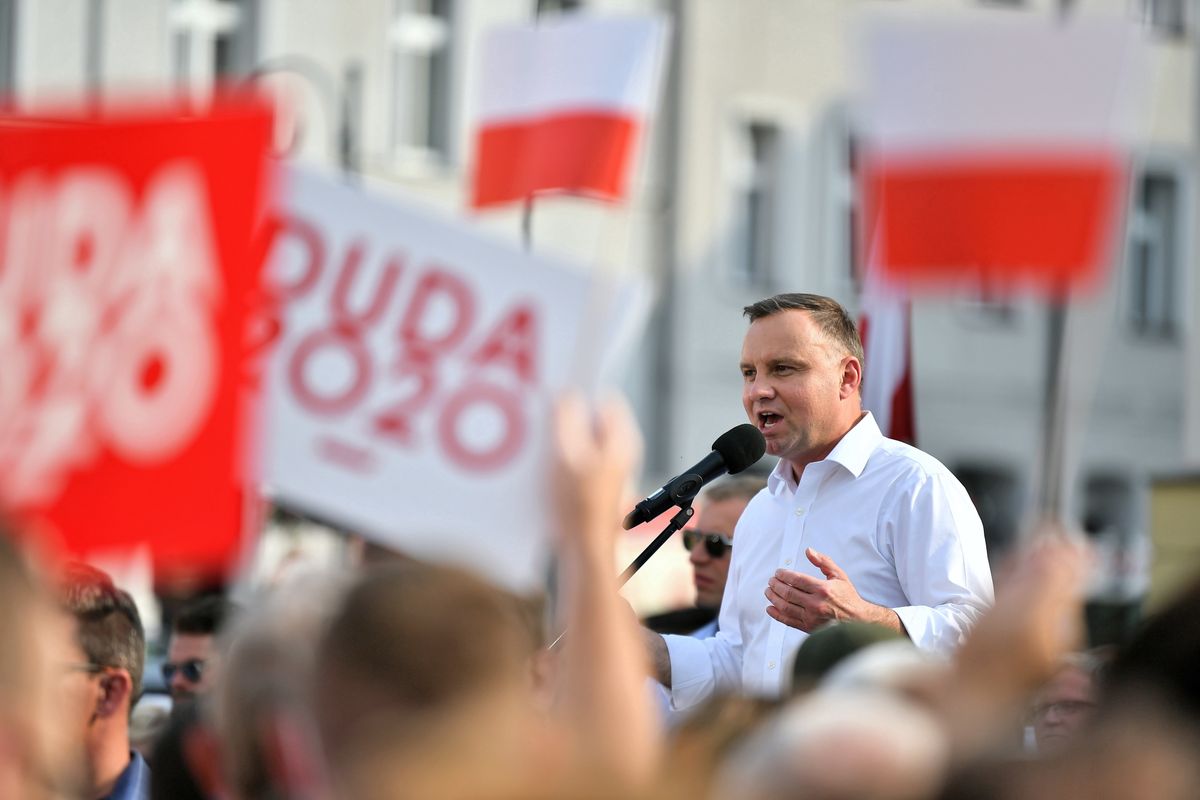 Andrzej Duda o LGBT: Próbuje nam się wmówić, że to ludzie, a to ideologia