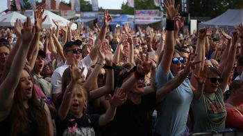 Golina: Czadoman zagrał na festiwalu. Pod sceną setki osób