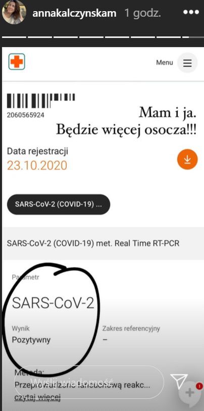 Anna Kalczyńska pokazała test na obecność koronawirusa.