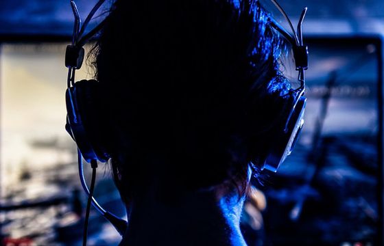 Ile i jak zarabiają topowi twórcy gamingowi?